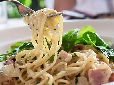 Espaguetis a la carbonara